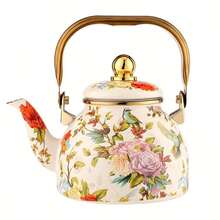 This Elegant Enamel Floral Pattern Kettle With A Gold Handle Is A Perfect Outdoor Kettle For Brewing Tea By The Fireplace. Made Of Metal Enamel, This Teapot Is Ideal For Brewing Tea, Coffee, Milk, And Water – Making It Perfect For Outdoor Activities,Tea Party,Camping, Picnics, And As A Gift For The Home. - 紅白色 - 查看 3