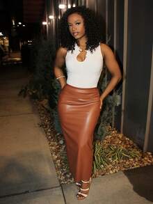 Steph T 1 件女式纯色 PU 皮革褶皱 A 字长裙 - 棕色 - 查看 1