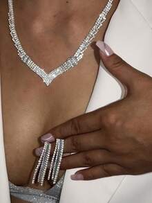 Brilliant & Elegant Geometric Design Luxury V-Shaped Personalized Fashion Full Rhinestone Inlaid Necklace & Earrings Bridal Jewelry Set, Perfect Match For Weddings, Parties, Galas