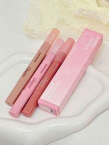 有色唇油持久滋润丰唇，不粘腻，呵护双唇，令双唇更饱满丰富多彩的唇彩，适合秋冬季男女使用唇油化妆品适合初学者、学生、生日、情人节、万圣节、圣诞节、节日礼物