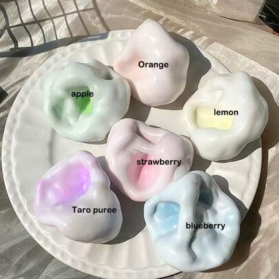 1 件手工制作的麻糬减压挤压器，柔软的糯米面团，减压挤压，薄冰皮，可塑麻糬质地，是办公室、派对、愚人节的理想礼物（无针）