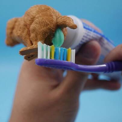 Dispensador de pasta de dientes con forma de excremento de perro divertido, dispensador de pasta de dientes interesante, tapa de regalo de pasta de dientes con forma de trasero de perro, cómo aplicar loción en la espalda del perro, adecuado para Halloween, Navidad, Día de San Patricio, Acción de Gracias, Pascua, Día de San Valentín, Día de la Independencia