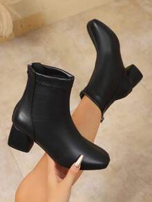 Botas para mujer, botas de tobillo, zapatos para mujer, zapatos de boda, botas de tacón, botines de plataforma de tacón grueso en negro sólido, botas de tacón alto de moda para damas con suela cómoda, zapatos de pull-on casual para clima frío, artículo básico del guardarropa para todas las estaciones, Halloween