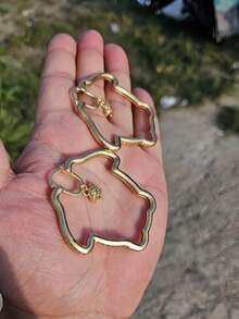 2 Stücke 18 Karat vergoldete übertrieben verdrehte Form Creolen für Frauen, modisch und elegant, geeignet für den täglichen Gebrauch und Partys