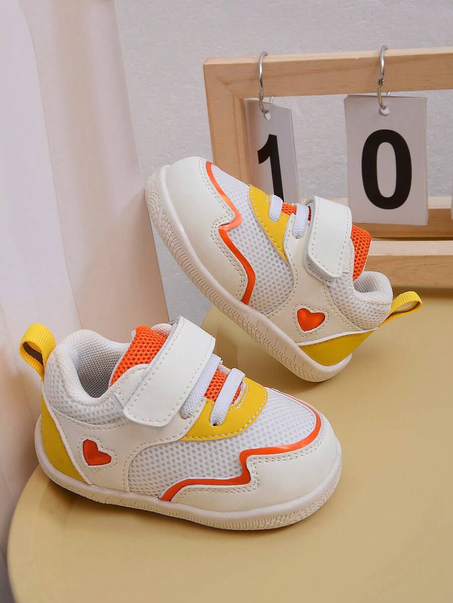 1 双网眼材料钩环装饰时尚百搭婴儿运动鞋，舒适防滑耐用幼儿第一双学步鞋，稳定贴合，适合日常穿着 - 橘色 - 查看 1