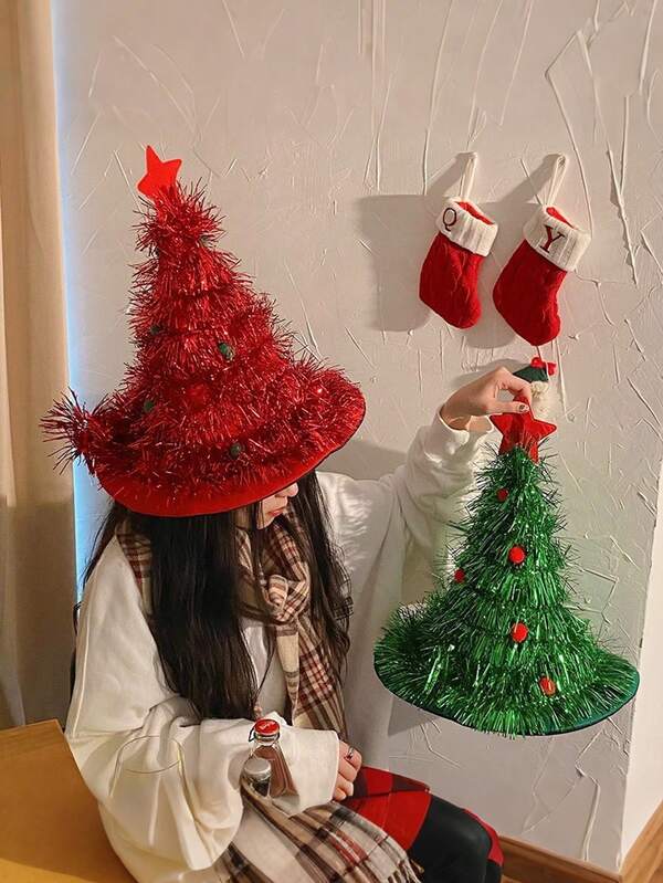 1pc Christmas Knit Hat - Green & Red Christmas Costume Headpiece, Photo Prop, Elastic Fit, Fluffy Pom Pom & Snowflake Decor, Essential For Holiday Party, Cozy Headwear, Comfortable Fabric, Fashionable Holiday Style