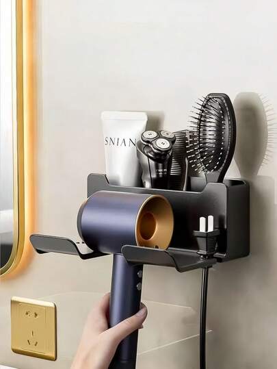 Este soporte de secador de pelo de una sola pieza montado en la pared no requiere perforación. Su diseño de montaje en pared ahorra espacio y es adecuado para baños, dormitorios, salas de estar, hoteles, dormitorios, apartamentos y otros espacios, creando un entorno de baño ordenado y organizado. Accesorios de baño | Estantes de almacenamiento de baño | Estantes de almacenamiento de secadores de pelo | Cestas de almacenamiento de baño multifuncionales | Estantes de almacenamiento