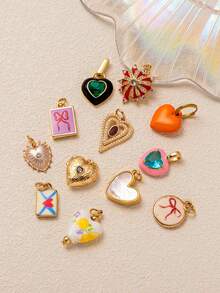 1件精美时尚粉色心形信封珍珠皇冠吊坠，18K镀金，抗氧化，适合DIY项链、手链、耳环、钥匙扣、包链、蕾丝扣，女士珠宝配饰，日常休闲佩戴，可作为幸运吊坠礼物送给妻子、母亲和女友。 - 多色1 - 查看 5