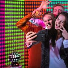 4 Pack Glow In The Dark Party Supplies Neon Streamers Party Decorations Backdrop Blacklight Stars Neon Foil Fringe Curtains Photo Props UV Black Light For Birthday Decoration