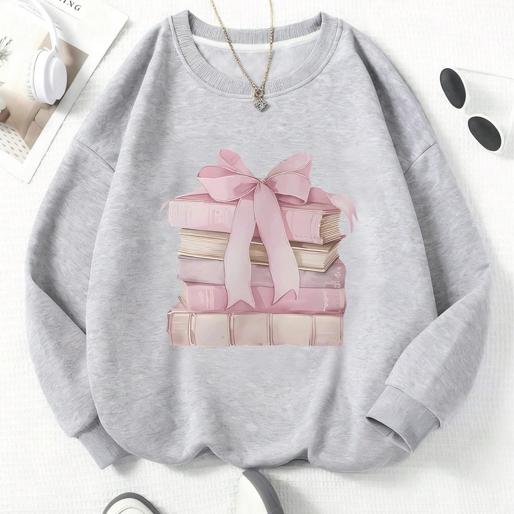 Sudadera con cuello redondo con estampado de libros y lazos, ideal para volver al colegio - Suave, lavable y versátil - Uso diario casual para otoño
