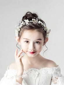 Bộ 3 món - Giỏ hoa cưới cho bé gái kèm băng đô và vòng tay, giỏ hoa thủ công mộc mạc trang nhã, giỏ đan bằng liễu gai với tay cầm và nơ đính ngọc trai, giỏ cổ tích, phụ kiện tóc cho bé gái dự đám cưới: Băng đô và vòng tay ngọc trai, thích hợp trang trí đám cưới, dã ngoại, tiệc mừng em bé và tiệc sinh nhật bé gái. - Nhiều màu - Xem 10