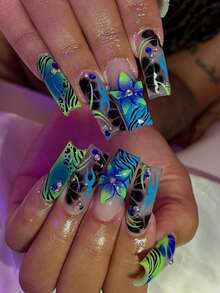 24 piezas de uñas acrílicas postizas cuadradas largas con estampados de flores azules y verdes y rayas, aptas para mujeres y niñas, uñas francesas falsas imprescindibles para uso diario en la oficina o salón de belleza, con 1 pieza de pegamento de gelatina y 1 tira de lijado