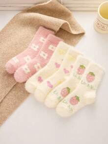 2 Pares de Meias Fofas Até a Panturrilha para Crianças, Meias Até a Panturrilha com Estampa de Coração/Flor/Morango para Meninas, Meias Quentes para Crianças no Outono/Inverno, Meias Felpudas para Uso Diário/Doméstico, Adequadas para Meninas de 3 a 12 Anos, Cores Aleatórias