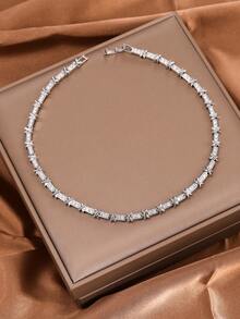 1pc Fashionable Cubic Zirconia Sparkling Criss-Cross Dual-Tone Letter X Necklace, Elegant Design Women's Party Gift Jewelry