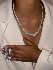 Brilliant & Elegant Geometric Design Luxury V-Shaped Personalized Fashion Full Rhinestone Inlaid Necklace & Earrings Bridal Jewelry Set, Perfect Match For Weddings, Parties, Galas