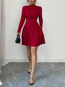 Essentials 休闲优雅荷叶边斜肩长袖短裙，适合通勤、休闲、正式场合、约会、派对和办公室穿着