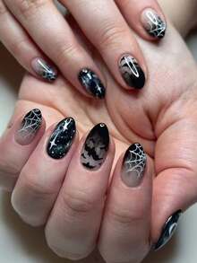 万圣节美甲，每套24片。杏仁形万圣节渐变蝙蝠蜘蛛网哥特式按压短指甲可穿戴套装。适合辣妹、办公室女郎、派对、约会、日常穿着和派对。 - 彩色 - 查看 1