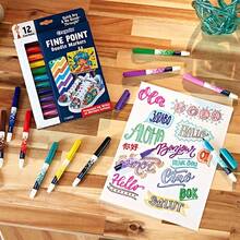 Crayola 丙烯颜料涂鸦棒（12 支装）、丙烯颜料记号笔套装、快干、适用于多种表面、不易弄脏、一套用于学习绘制自己的漫画画、适合 8 岁及以上儿童的创意活动和礼物。