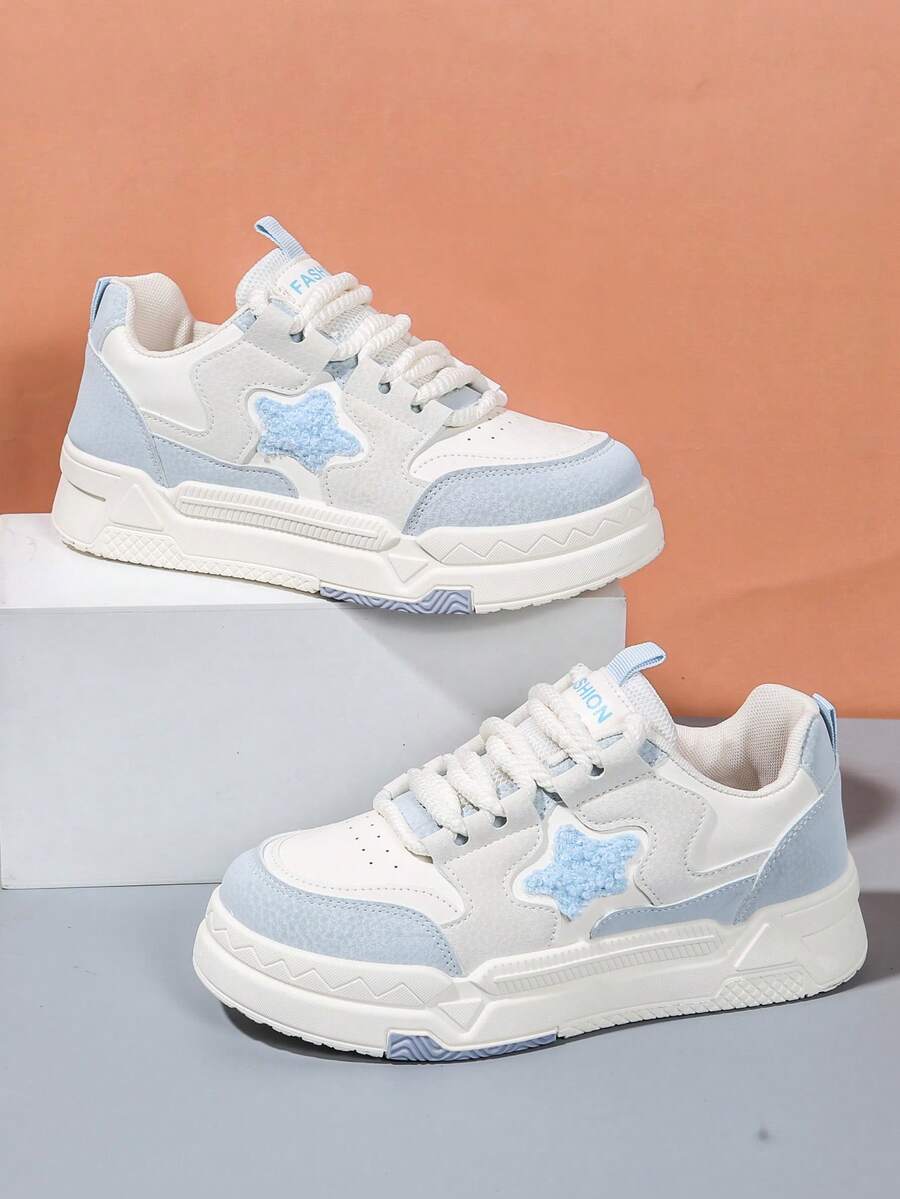 Women's Thick Sole Sneakers, New Spring/Autumn Versatile Sports Shoes, Flat Non-Slip Casual White Shoes, Student Running Shoes