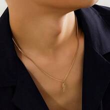 1pc Fashionable Creative Titanium Steel Lightning Pendant Necklace, Suitable For Men's Daily Wear