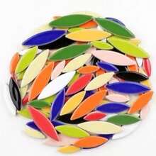 100克/3.53盎司混合柳叶马赛克瓷砖，包含不同尺寸的柳叶马赛克瓷砖，适用于制作马赛克、杯垫、墙面艺术、花园装饰和各种家居装饰。是DIY马赛克创意项目和DIY工艺材料的理想之选。 - 彩色 - 查看 12