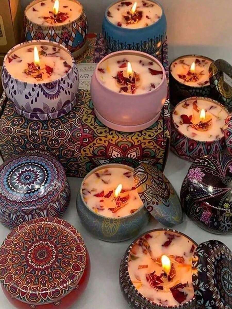 4/1Scented Candle Set With Colorful Box, Multiple Scent Combinations, Pleasant & Rich Fragrance, Smokeless, Long Burning Time - Christmas Gift Ideal For Family & Friends,Christmas Candle,Gift Sets For Women For Wedding, Birthday, Festivals, Wedding Souvenirs,Aromatherapy Candles For Home,Candle Present For Men And Women, For Birthday Christmas Day Yoga Bath, Valentine's Day Gift, Home, Hotel Decoration, Retro Pattern Design, Soy Wax,