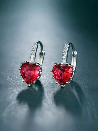 一对红心锆石耳环，泪珠耳环，适合女士，日常和情人节礼物