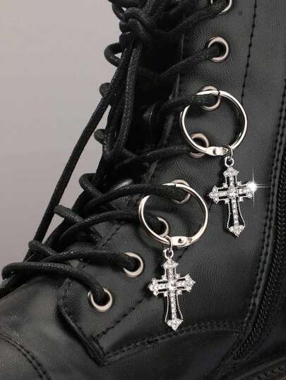 2 piezas Encantos de zapato con cruz de estilo gótico vintage con rhinestones desmontables, decoración de metal punk para zapatillas, zapatos de lona, botas