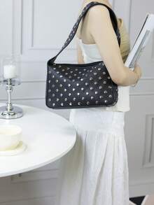 Neue vielseitige Pendler Street Chic Nieten Unterarm Umhängetasche