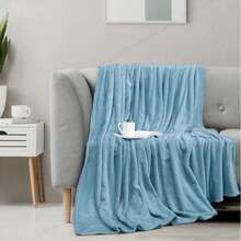 1pc Soft Anti-Static Blanket, Soft & Lightweight Plush, Comfortable & Luxurious Throw - Multicolor - View 3