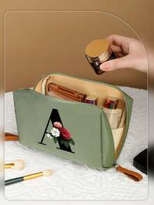 Geantă cosmetică elegantă cu monogramă, geantă de toaletă portabilă pentru femei, geantă de ruj, portofel pentru monede, geantă de depozitare pliabilă ușoară, geantă cosmetică, geantă de călătorie, geantă de depozitare portabilă, capacitate mare, cu mâner, multifuncțională, poliester durabil cu închidere cu fermoar, lavabilă la mașină, potrivită pentru naveta zilnică, călătorii de afaceri, vacanțe, poate fi oferită prietenilor, membrilor familiei ca un cadou grijuliu, cadouri de Crăciun, Halloween.