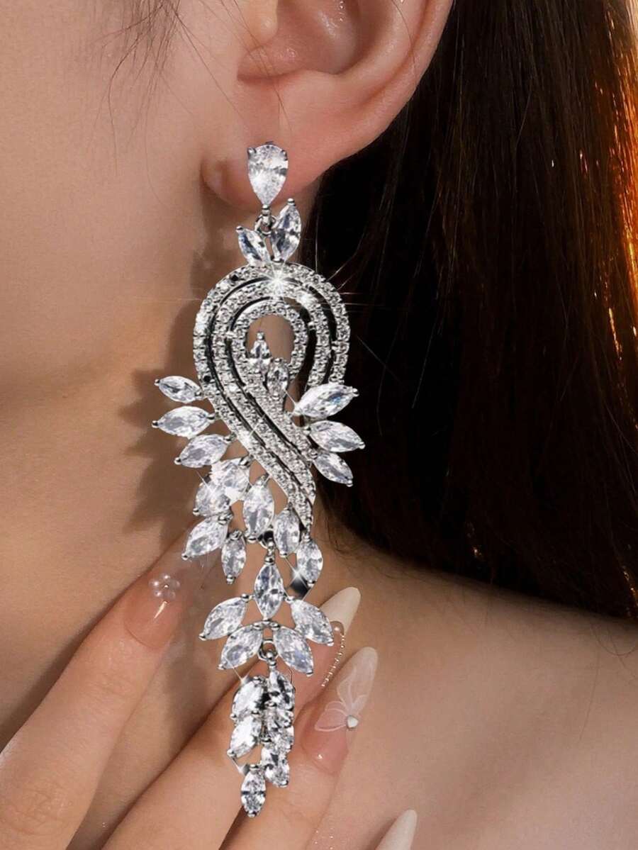 1 Pair Sparkling Crystal Pendant Tassel Earrings, Suitable For Parties, Gatherings, And As Wedding Gifts - Silver - View 1