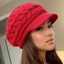 1 pièce, 4 couleurs disponibles : rouge, noir, gris, beige. Chapeau chaud pour l'automne/l'hiver, bonnet d'hiver fin pour femme, design avec cache-oreilles doux et chaud, sangle de couleur unie réglable, convient aux personnes d'âge moyen et âgées. Chapeau tricoté chaud en laine pour l'automne/l'hiver, doublure chaude, style béret polyvalent, adapté pour les temps froids et l'isolation - Multicolore - Voir 4