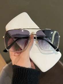 1 Set Men's Retro Square Gradient Aviator Glasses, Suitable For Vacation And Daily Wear (Includes Cleaning Cloth), Suitable For Summer Beach Vacation, Outdoor Activities And Travel - Multicolor - View 5