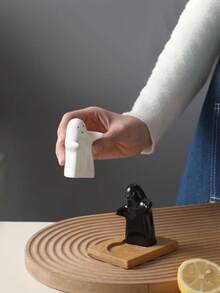 2 件复古幽灵陶瓷调味罐、盐和胡椒瓶，新奇可爱的设计，适用于厨房、餐厅、商业酒店、家居装饰、礼物的圣诞装饰