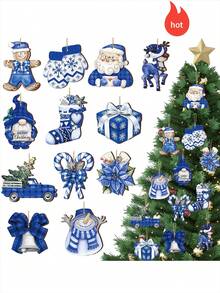 12/24/36 de ornamente din lemn, în acuarelă albastră, decorațiuni vintage din lemn, decorațiuni de sărbători pentru bradul de Crăciun, potrivite pentru casă, sărbători, petreceri; Tema este albastru strălucitor, recreând atmosfera romantică a Ajunului Crăciunului, cu elemente populare de sărbători integrate ingenios, cum ar fi omul de zăpadă, omul de turtă dulce, acadeaua, clopoțelul, renul, camionul și piticul. Decorațiuni pentru casă, decorațiuni de Crăciun, decor pentru cameră, iarna.