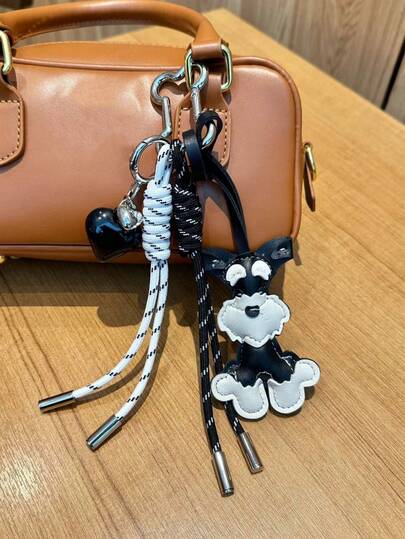 Yogodlns 新款可爱金属心形钥匙扣，女士宠物狗雪纳瑞铃铛钥匙扣配饰，汽车钥匙扣，派对礼物，汽车配件，包包挂件，背包挂饰，哥特风Y2K钥匙圈