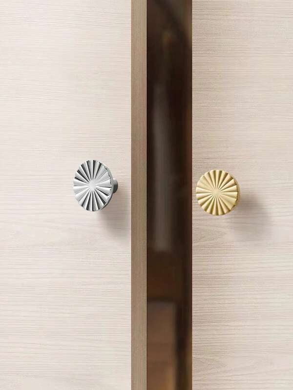 10pcs, 2 Colors Round Fan Sunflower Minimalist Drawer Pulls, Suitable For Wardrobe, Cabinet, Shoe Cabinet, Vanity, Furniture, Door Handles, Copper Material, Bright Gold, Bright Silver, Electroplated Finish, Screws Included