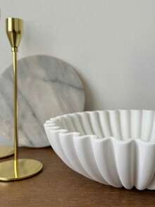 1个树脂石英石材质装饰碗，现代经典折叠创意艺术树脂托盘装饰配件，莲花形凹面储物碟，如同优雅的管家，展开莲花般的花瓣，可盛放各种小物件。 - 彩色 - 查看 5