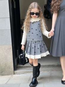 Conjunto de moda para niñas pequeñas de 3 piezas: Camiseta de cuello alto + Chaleco con ribete de encaje + Falda plisada con ribete de encaje