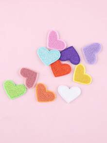 10 pièces Patchs en tissu brodés en forme de cœur, patchs décoratifs thermocollants pour vêtements, sacs, coques de téléphone, rideaux et DIY