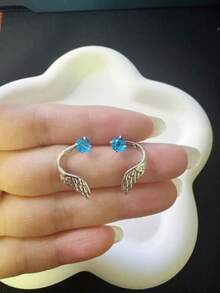 1 pieza Pendiente en forma de corazón con rosca, pendiente de oreja con diseño único, pendiente de lujo ligero para mujeres