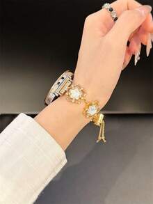 Wire Frame Flowing Star Diamond Bracelet Strap Suitable For Galaxy Watch 7/6/5/4 Strap 40 Mm 44mm 47mm 46mm 41mm,Galaxy Watch 5 Pro 45mm,Galaxy Active 2,Galaxy The Watch 3,18/20/22mm, Compatible With HW Watch 5/4/3/2/1 And GT5/4/3/2, As Well As HW Watch Fit3/Fit4 And HW Band 8/9/10NFC - Gold - View 6