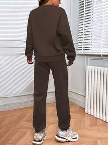 Fashionable Women's Sportswear Set For Autumn And Winter - Filled Lining For Warmth, Fitness Wear, Casual Running And Training Gear, Loose And Elastic Design, Essential For Casual Wear After Exercise, Sportswear, Women's Set, Women's Two-Piece Sportswear, Sportswear, Women's Plus Size Sport Set, Women's Winter Clothing, Women's Two-Piece Clothing, Women's Sport Set, Women's Two-Piece Clothing, Women's Casual Wear Set, Women's Two-Piece Sportswear, Women's Sport Set, Women's Set, Women's Two-Piece Clothing, Women's Hoodie And Pants Set, Women's Winter Set, Home Wear Set, Black Sport Set, Plus Size Women's Clothing, Women's Sport Set, Sportswear, Warm Lining, Sportswear Set - Màu nâu - Xem 2