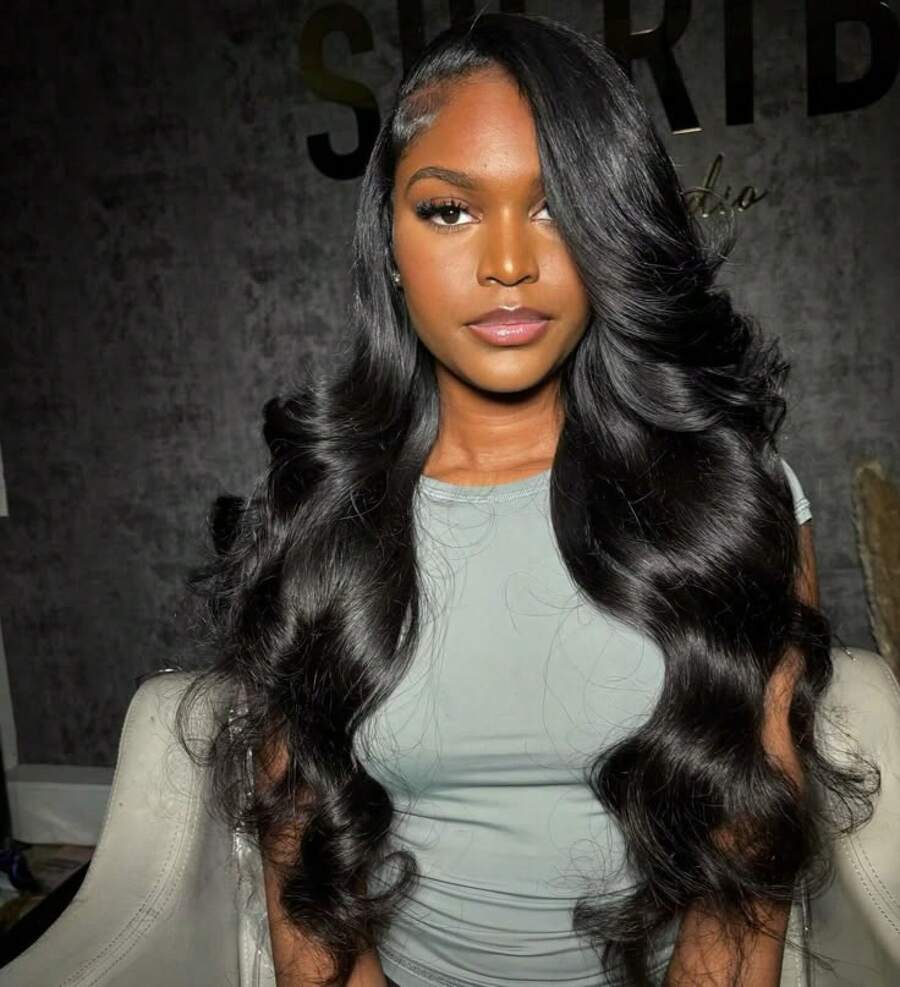 bling hair 13x6 Body Wave Lace Front Wigs Human Hair Pre Plucked With Baby Hair 200% Density 13x4 4x4 Transparent Lace Front Wigs Human Hair Brazilian Body Wave Transparent Lace Frontal Wigs Human Hair For Women 34 Inch - Natural Black - 查看 1