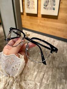 "Master"Series,  Blue Light Blocking Glasses Vintage Half Frame UV Clear Lens Anti Eyestrain Computer Gaming Glasses For Women Men.Glasses Frame,Blue Light Glasses For Woman Men Safety Glasses Blue Light Blocking Glasses  Protection Computer Gaming Glasses   Women Cute Light Weight Red Frame Oversized Non Prescription Small Face Square Cat Eye  Reduce Eye Fatigue On Computers, TVs, Phones, And Games, Suitable For Computer Lense Screen Protector Plain Glasses   Clear Lens Glasses Blue Light   Light Blocking Glasses Blue Light Glasses Light Glasses For For Women Men  Light Glasses For    Glasses For Women  99 Blue Light  Glasses For Woman  Blue Light  Glasses Women/Men, Fashion Round  Frame UV Ray Filter Computer Gaming Glasses Computer Glasses - Anti Eyestrain & UV Glare Protection Anti Glare - 銀色 - 查看 11