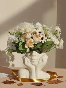 One Artistically - Designed Vase In The Shape Of A Woman With Hands Cupping Her Face. It's Simple Yet Stylish, With A Uniquely Charming Hand - Cupping - Face Design. Ideal For Arranging Fresh Or Artificial Flowers, And Can Also Be Used For Storing Cosmetics. Suitable For Decorating Living Rooms And Bedrooms All Year Round, A Must - Have For Daily Home Decor. Room Decor Flower Vase Glass Vase