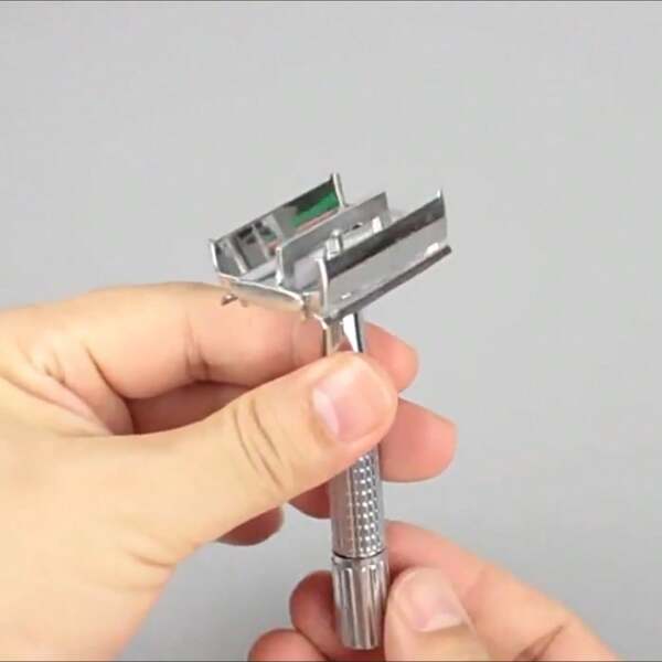 Classic Vintage Straight Razor, Metal Razor Stand, Comes With Mirror Storage Box, Sharp Safe Shaving Razor, Men's Daily Facial Care Tool