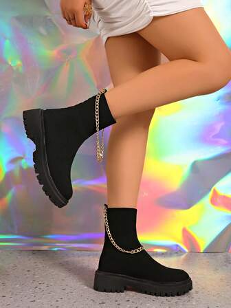 بوت نسائية مقاس كبير جديدة، ذات شريط مطاطي، مزينة بسلسلة، محبوكة، عالية الكاحل، قابلة للتنفس، خفيفة الوزن، كاجوال، متعددة الاستخدامات، مناسبة للربيع والخريف والشتاء