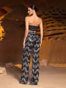 ​​​​​Elegant Strapless Floral Embellished Crop Top & Fringed Sequined Straight Leg Pants, Luxury Ladies' Formal Two Pieces Party Set For Gala Dinners, Black-Tie Events, Charity Balls, Luxury Weddings, Formal Receptions​ - Black - View 2